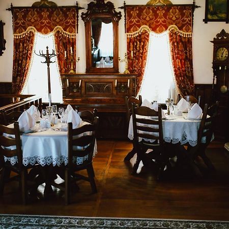 Antique House Hotel Dubno Εξωτερικό φωτογραφία