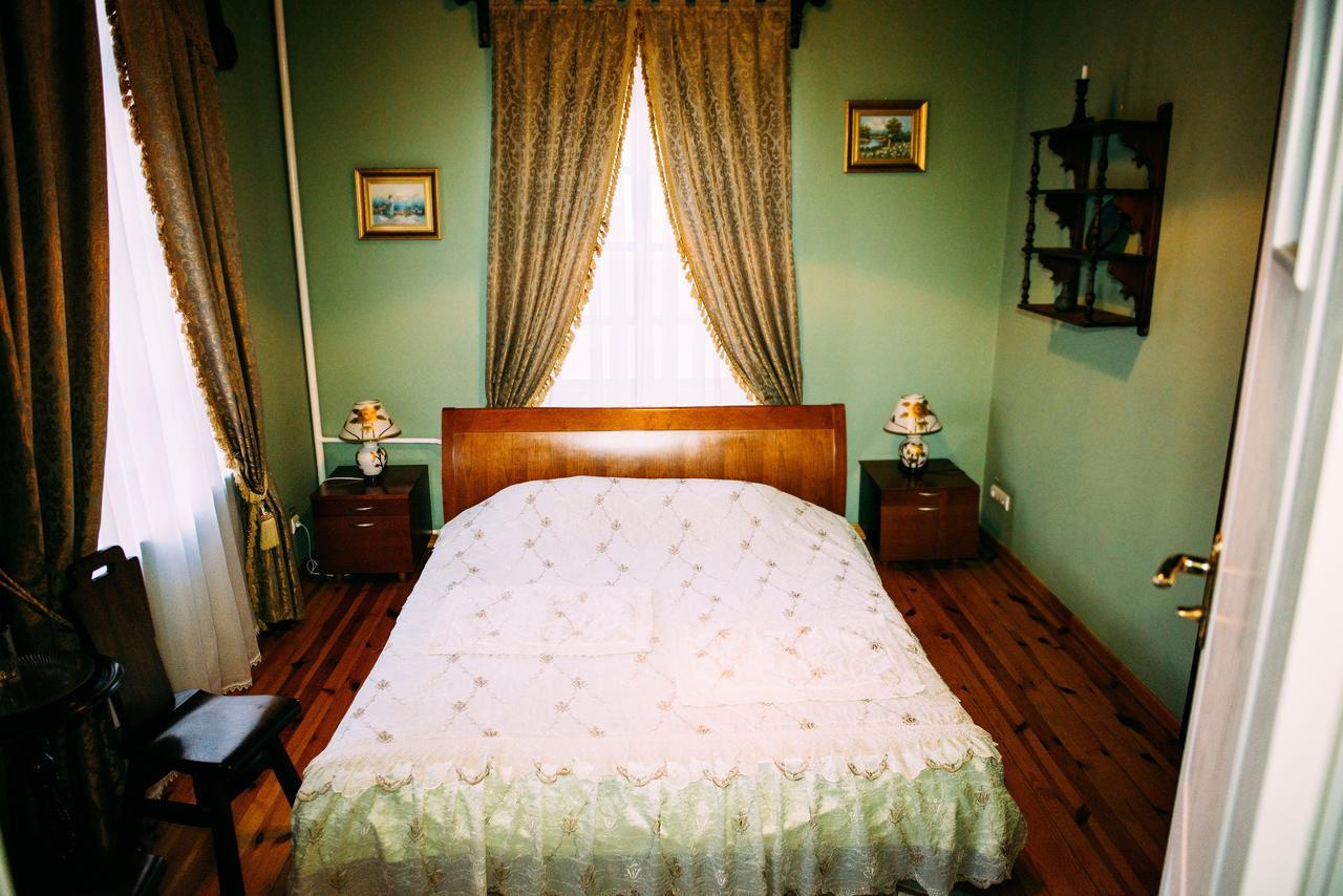 Antique House Hotel Dubno Εξωτερικό φωτογραφία