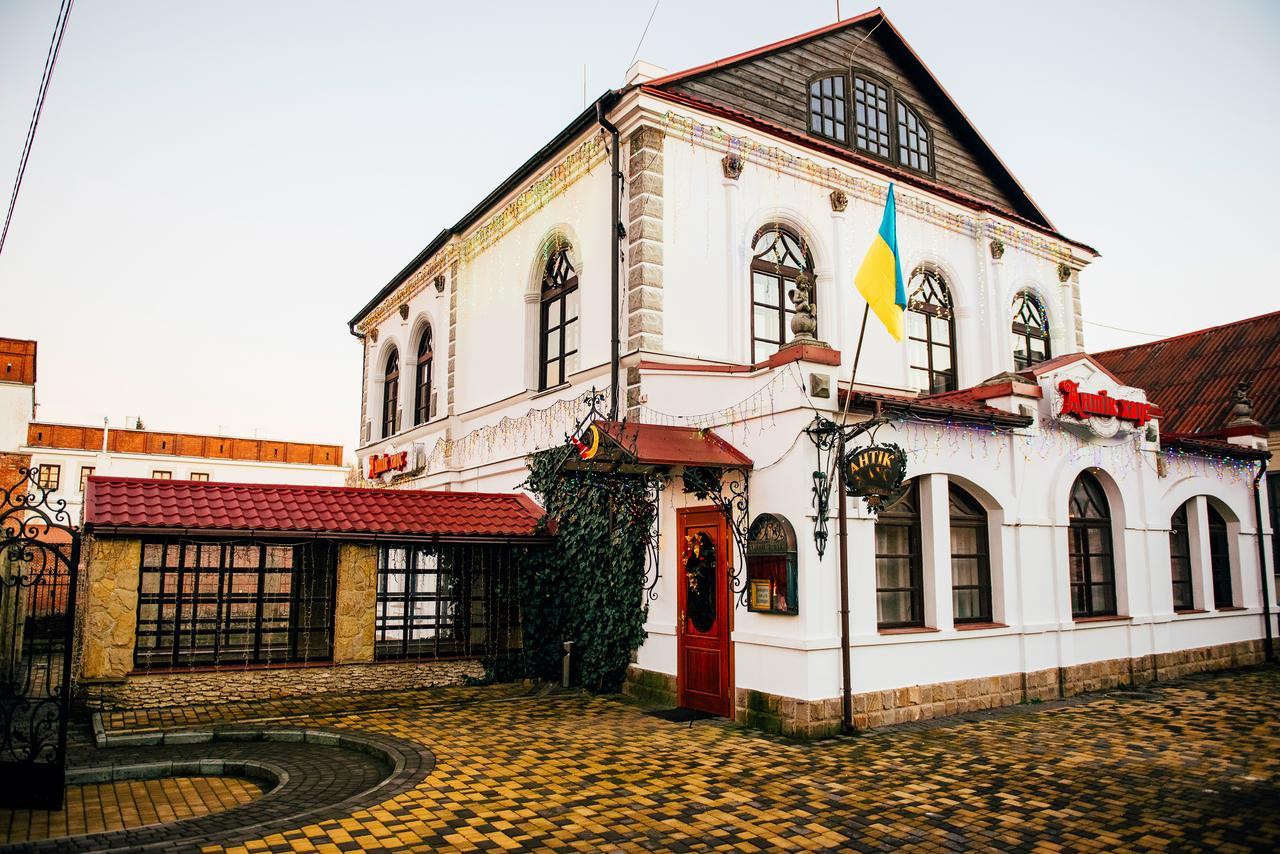 Antique House Hotel Dubno Εξωτερικό φωτογραφία