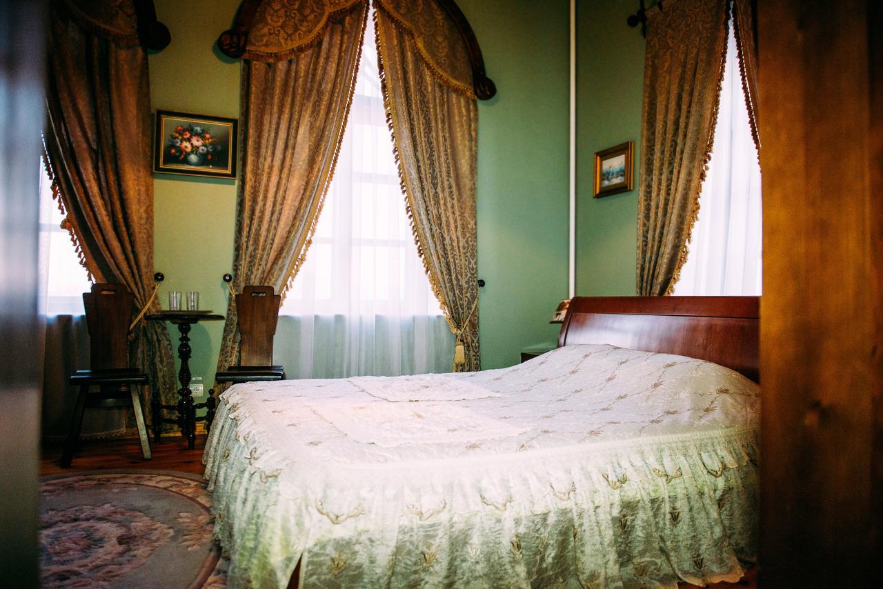 Antique House Hotel Dubno Εξωτερικό φωτογραφία