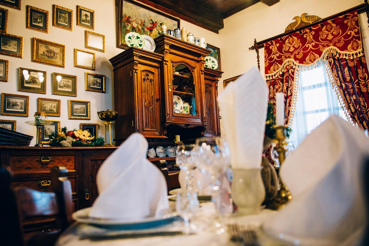 Antique House Hotel Dubno Εξωτερικό φωτογραφία