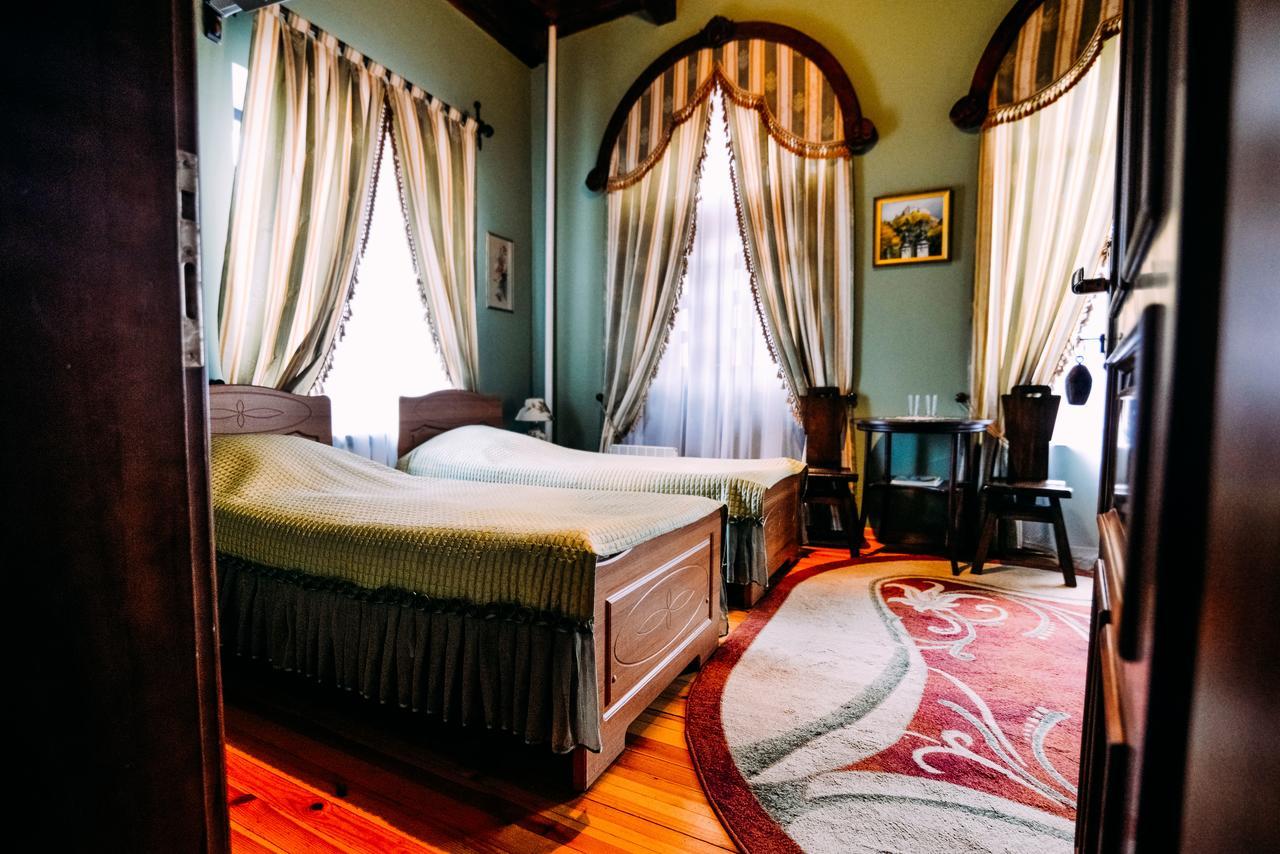 Antique House Hotel Dubno Εξωτερικό φωτογραφία