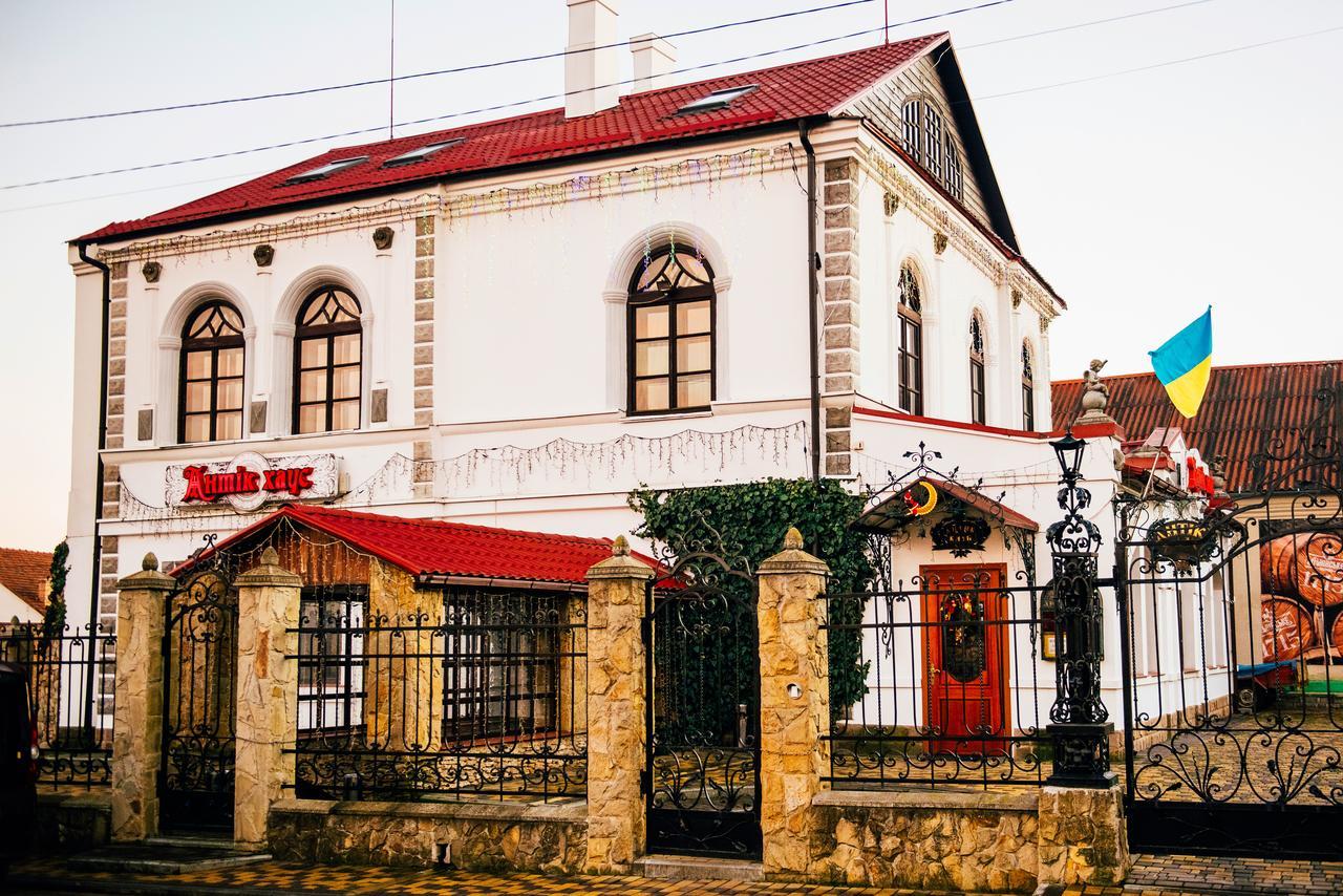 Antique House Hotel Dubno Εξωτερικό φωτογραφία